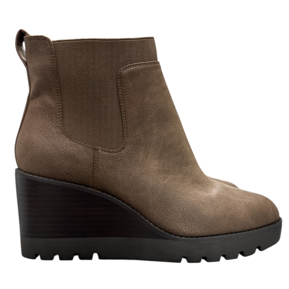Crown Vintage MARLEEN Brown Faux Leather Pull On Wedge Chelsea Boot Size 9.5 NEW